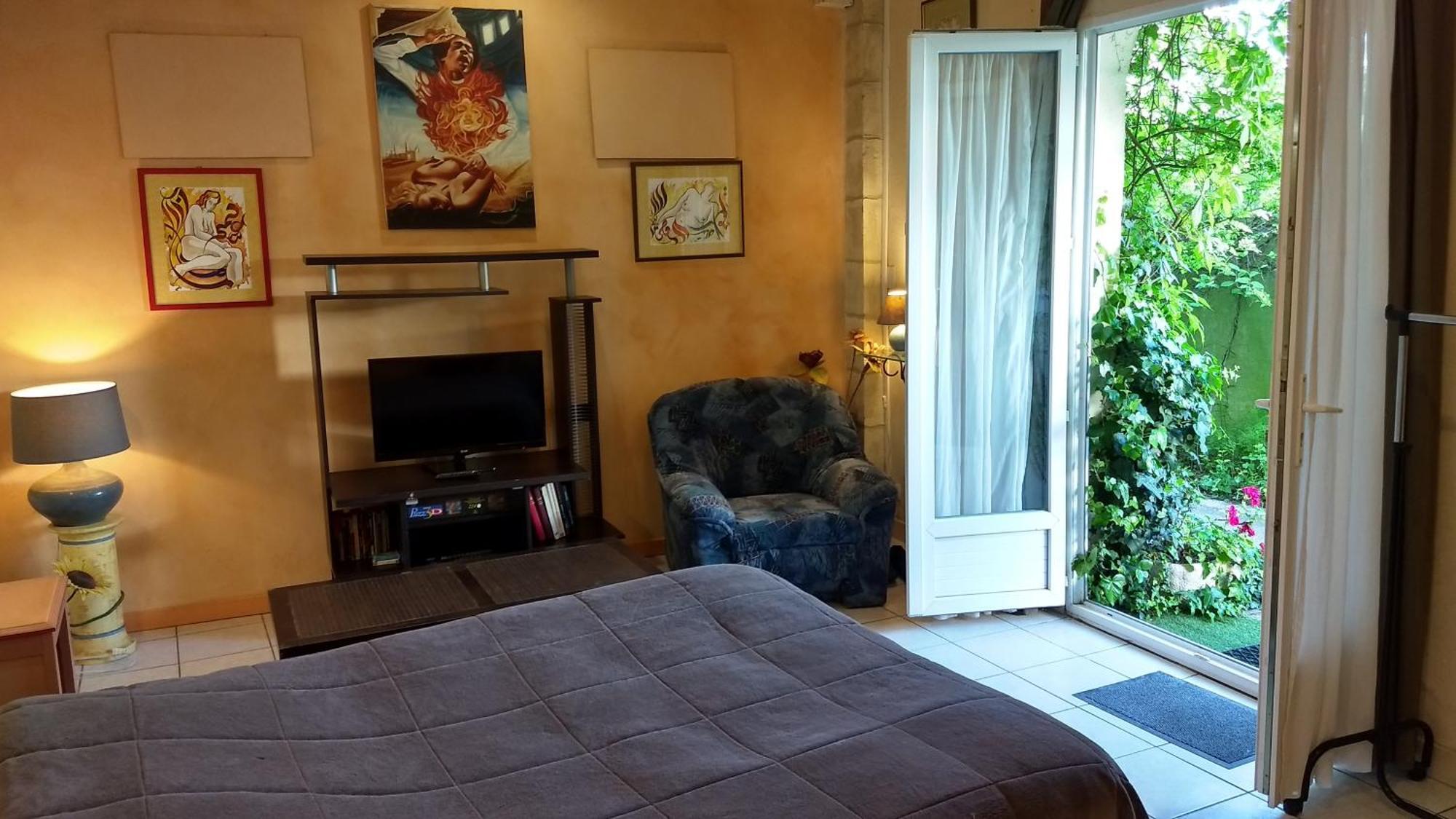 סומור Logement Tranquille Et Frais Proche Gare Au Rdc מראה חיצוני תמונה